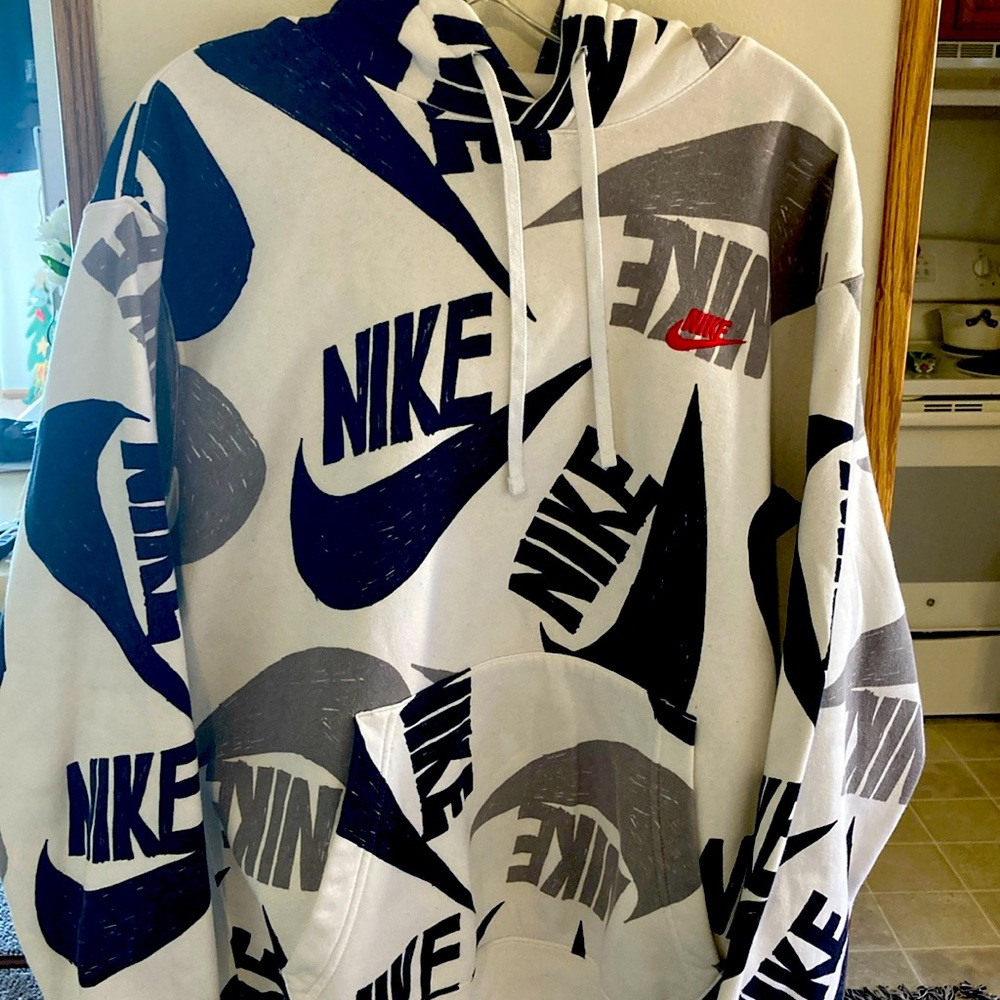 Nike all over print hoodie white/black/gray size XL